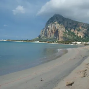 2m A 50 Metri Dal Mare , San Vito Lo Capo Italia