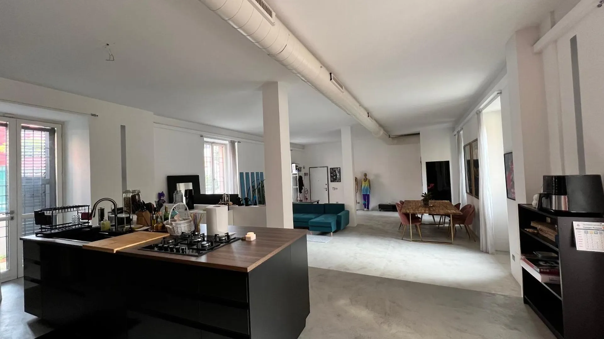 Villa La Casa Di Wayne Cologno Monzese 0*,